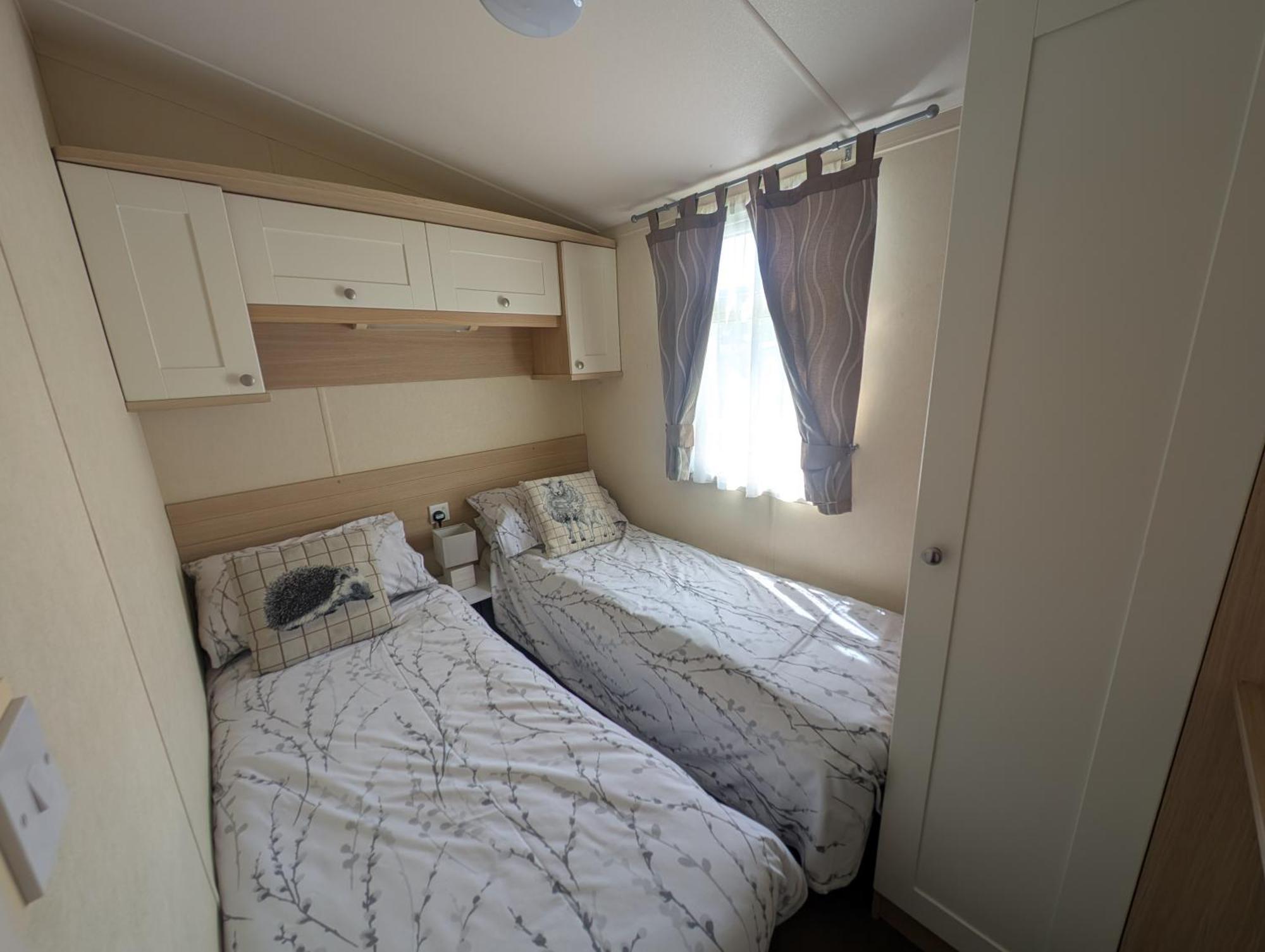 Red Squirrel Holiday Home In The Countryside, 10 Mins To Lligwy Beach Llandyfrydog Zewnętrze zdjęcie